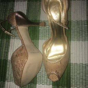 4’’ gold strap heels